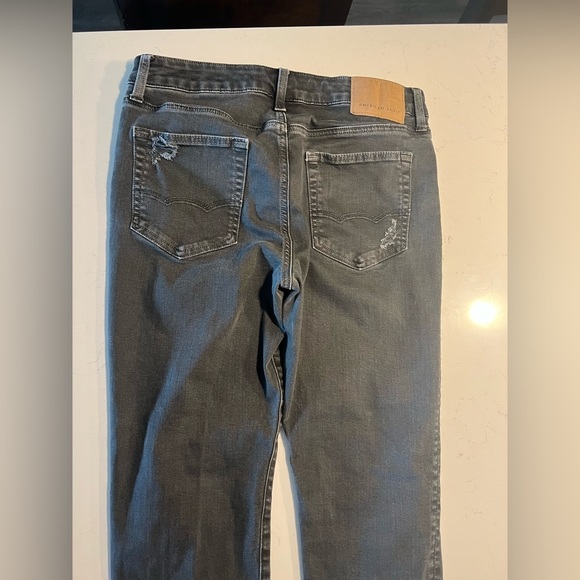 American Eagle Jeans Mens 32x30 Next Level Flex
Slim Gray Med Wash Distressed - Picture 8 of 9